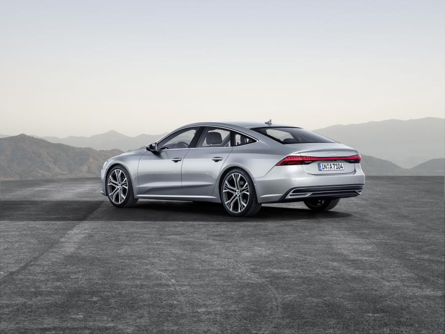  Audi A7 Sportback 50 TDI Quattro 2018 года  (WW) (фото 14 из 61)